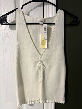 White Medium Wilfred Aritzia NWT Top